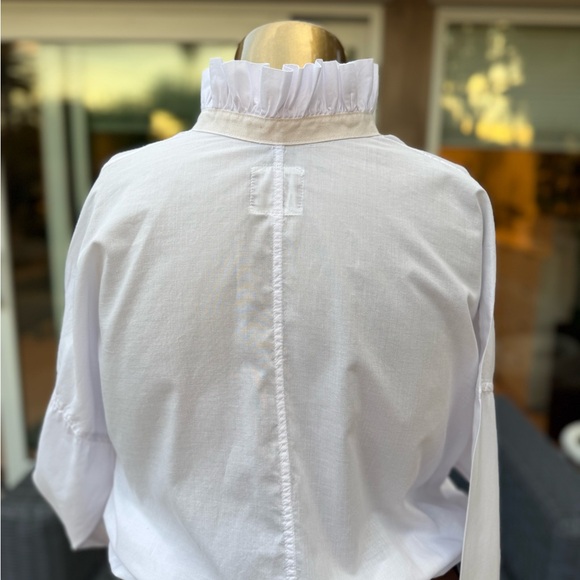 A shirt thing~ Blouse - Picture 4 of 5